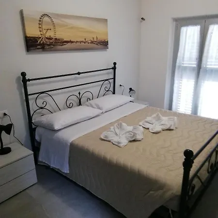 A Casa Di Cinzia ホームステイ *