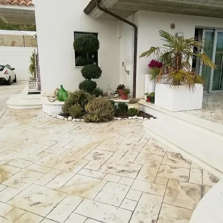 A Casa Di Cinzia Δωμάτια σε οικογενειακή κατοικία *