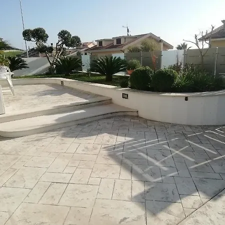 A Casa Di Cinzia ホームステイ